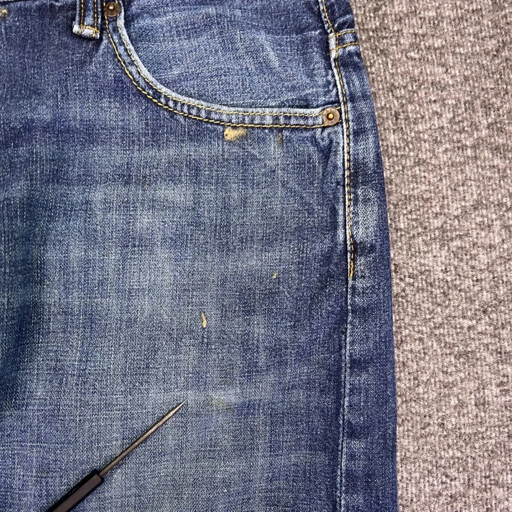 Levis levi 569